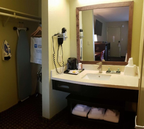 SureStay Hotel by Best Western Vallejo Napa Valley image 15